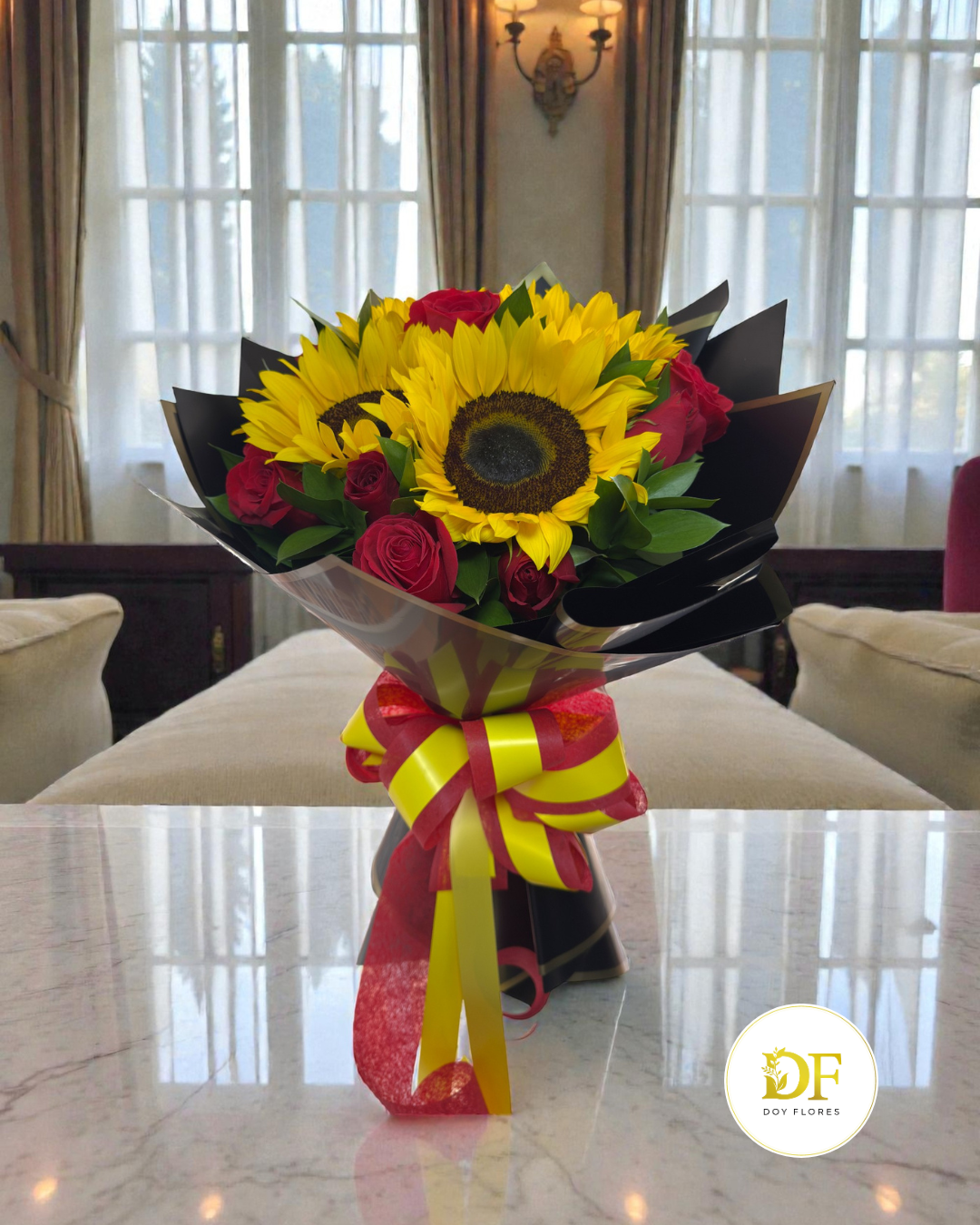 Bouquet Floral de Rosas y Girasoles