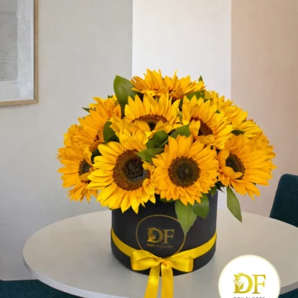Arreglo de Girasoles en Caja