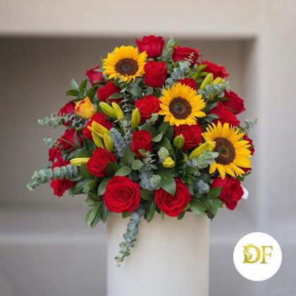 Arreglo de Rosas, Girasoles y Lirios