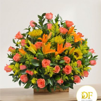 Arreglo de Rosas, Girasoles y Lirios